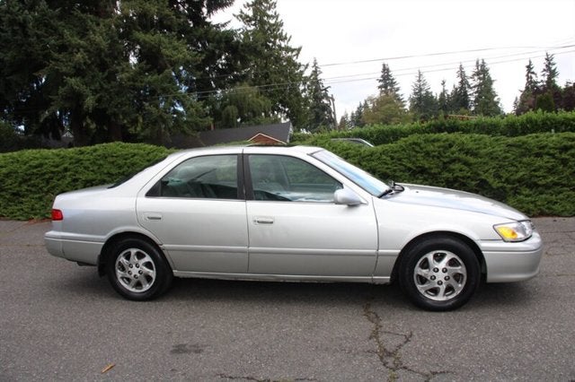 2000 Toyota Camry LE
