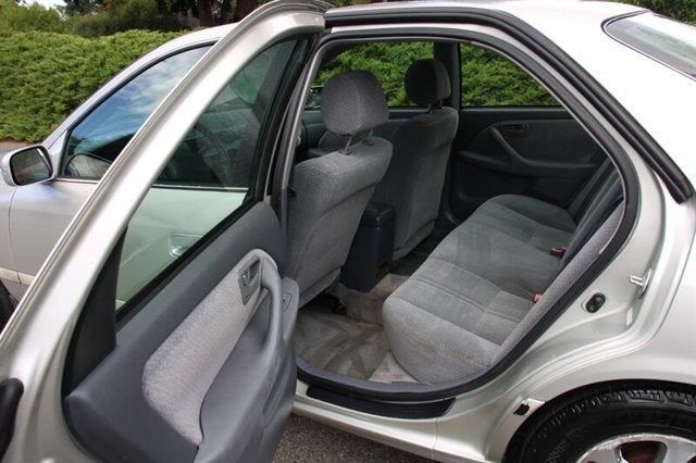 2000 Toyota Camry LE