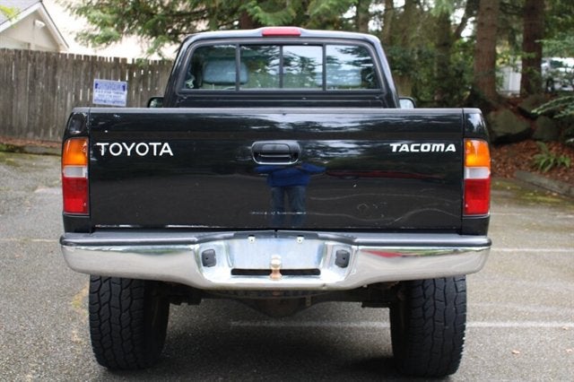 2000 Toyota Tacoma Base
