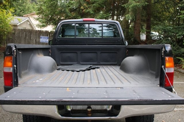 2000 Toyota Tacoma Base
