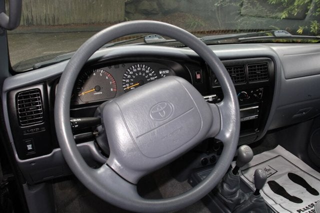 2000 Toyota Tacoma Base
