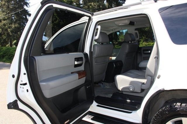 2010 Toyota Sequoia Platinum