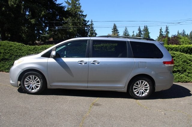 2011 Toyota Sienna XLE 8-Passenger