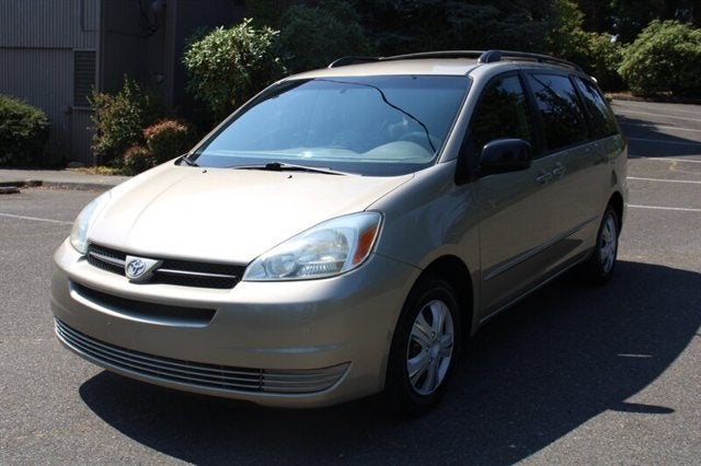 2005 Toyota Sienna LE 8 Passenger