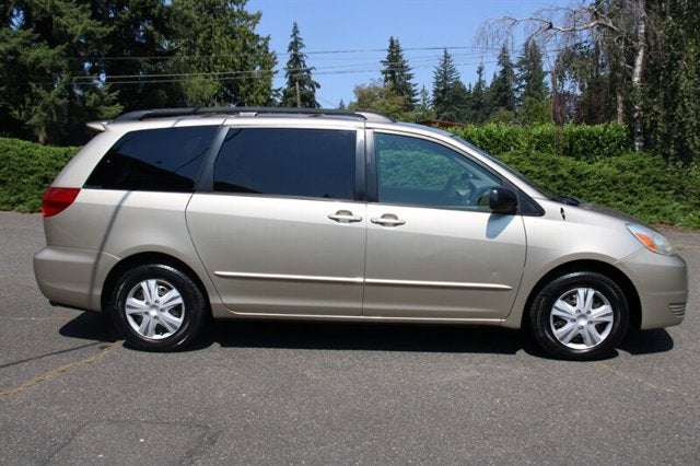 2005 Toyota Sienna LE 8 Passenger