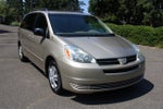 2005 Toyota Sienna LE 8 Passenger
