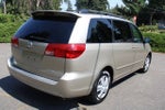 2005 Toyota Sienna LE 8 Passenger