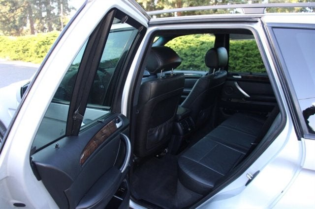 2003 BMW X5 3.0i
