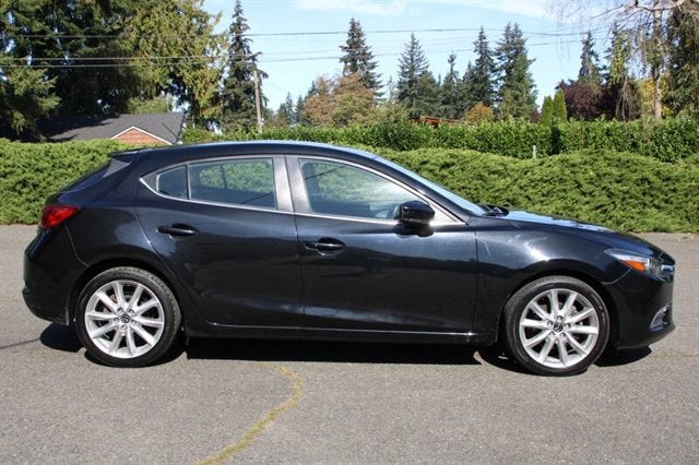 2017 Mazda Mazda3 5-Door Touring