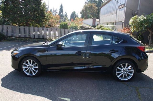 2017 Mazda Mazda3 5-Door Touring