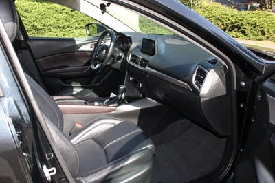 2017 Mazda Mazda3 5-Door Touring