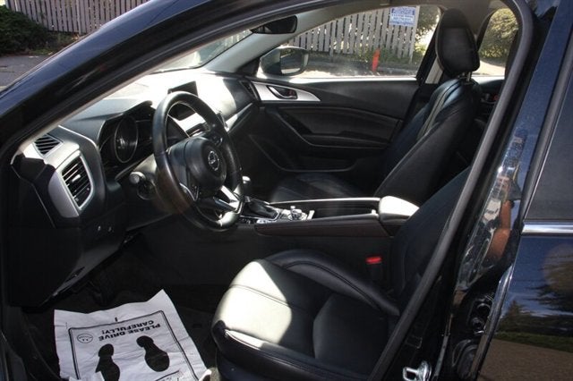 2017 Mazda Mazda3 5-Door Touring