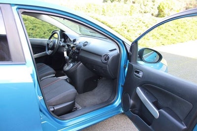 2012 Mazda Mazda2 Touring