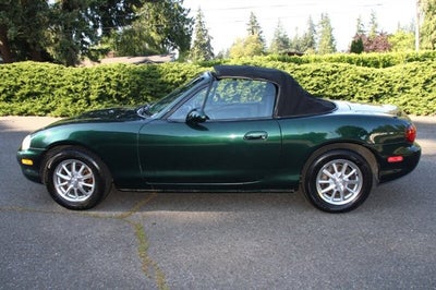1999 Mazda Mazda MX-5 Miata Base