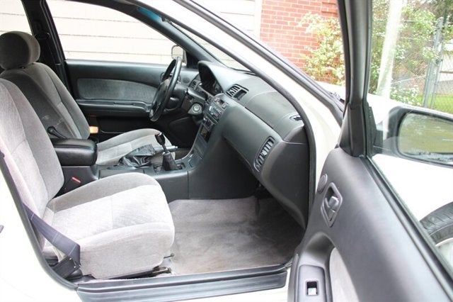 1999 Nissan Maxima SE