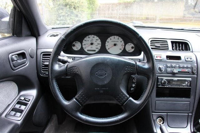 1999 Nissan Maxima SE