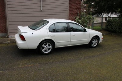 1999 Nissan Maxima SE
