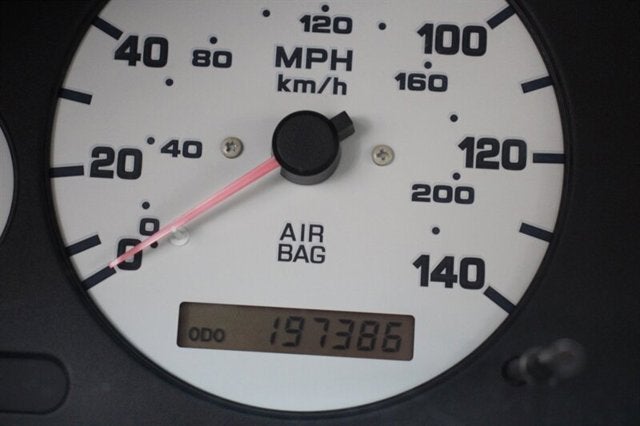 1999 Nissan Maxima SE