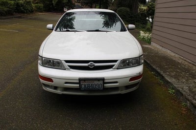 1999 Nissan Maxima SE