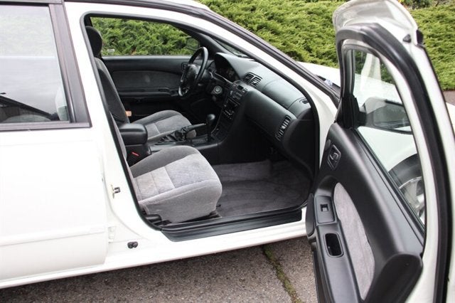 1999 Nissan Maxima SE Limited