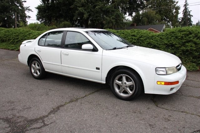 1999 Nissan Maxima SE Limited