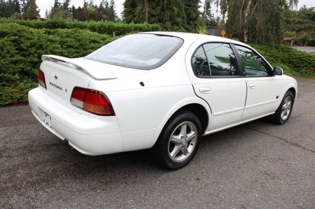 1999 Nissan Maxima SE Limited