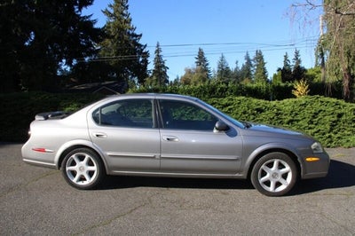 2000 Nissan Maxima SE