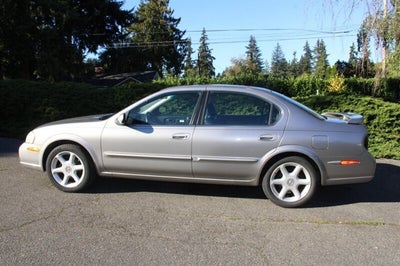 2000 Nissan Maxima SE