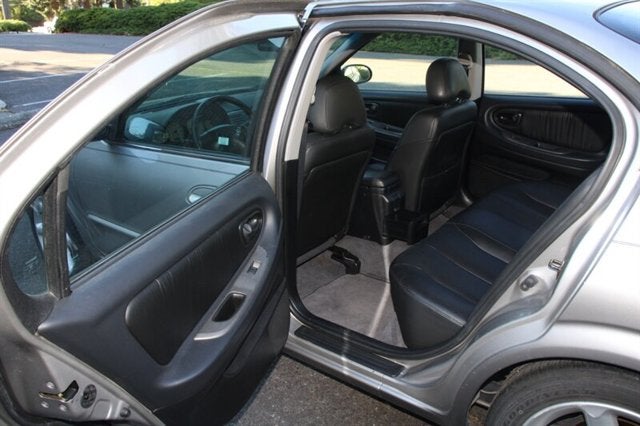 2000 Nissan Maxima SE