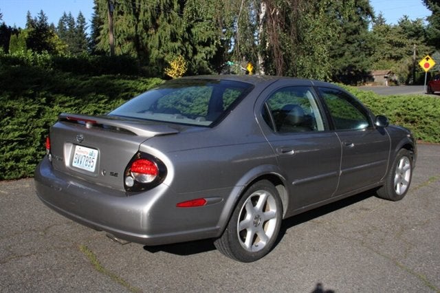 2000 Nissan Maxima SE