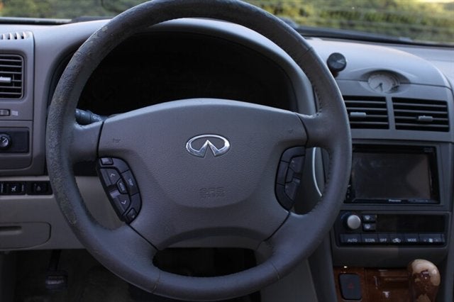 2003 INFINITI I35 Luxury