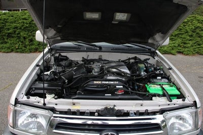 2000 Toyota 4Runner SR5