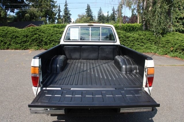 1984 Toyota Pickup SR5 104K MILES