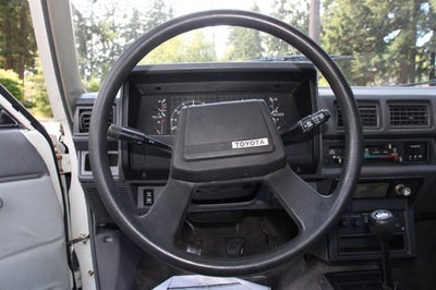 1984 Toyota Pickup SR5 104K MILES