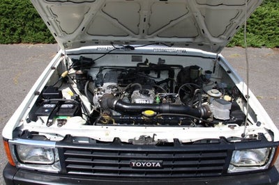1984 Toyota Pickup SR5 104K MILES