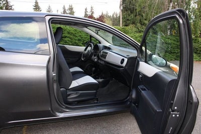 2012 Toyota Yaris 3-Door L