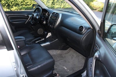 2005 Toyota RAV4 Base