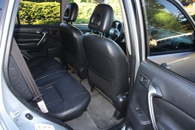 2005 Toyota RAV4 Base