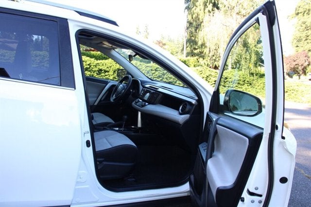 2018 Toyota RAV4 XLE 1-owner