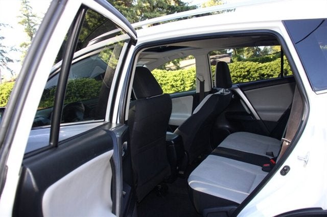 2018 Toyota RAV4 XLE 1-owner