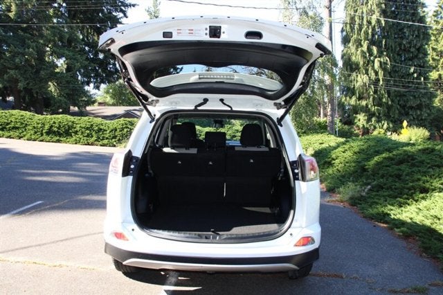 2018 Toyota RAV4 XLE 1-owner