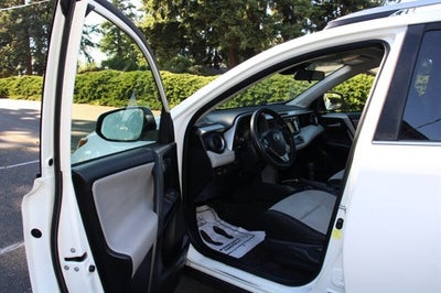 2018 Toyota RAV4 XLE 1-owner
