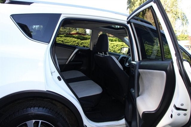 2018 Toyota RAV4 XLE 1-owner