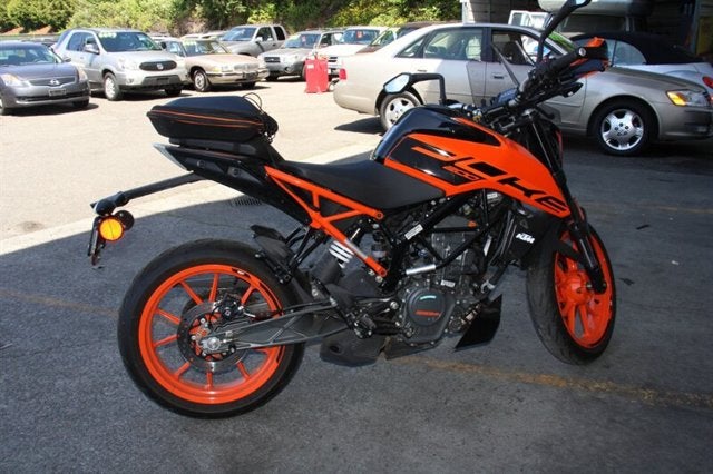 2020 KTM DUKE 200 Base