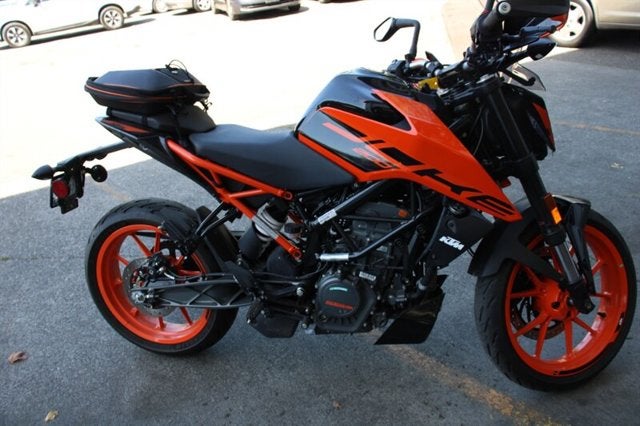 2020 KTM DUKE 200 Base