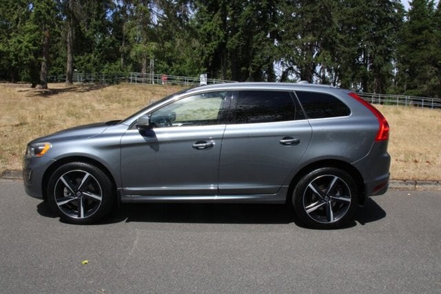 2016 Volvo XC60 T6 R-Design Platinum